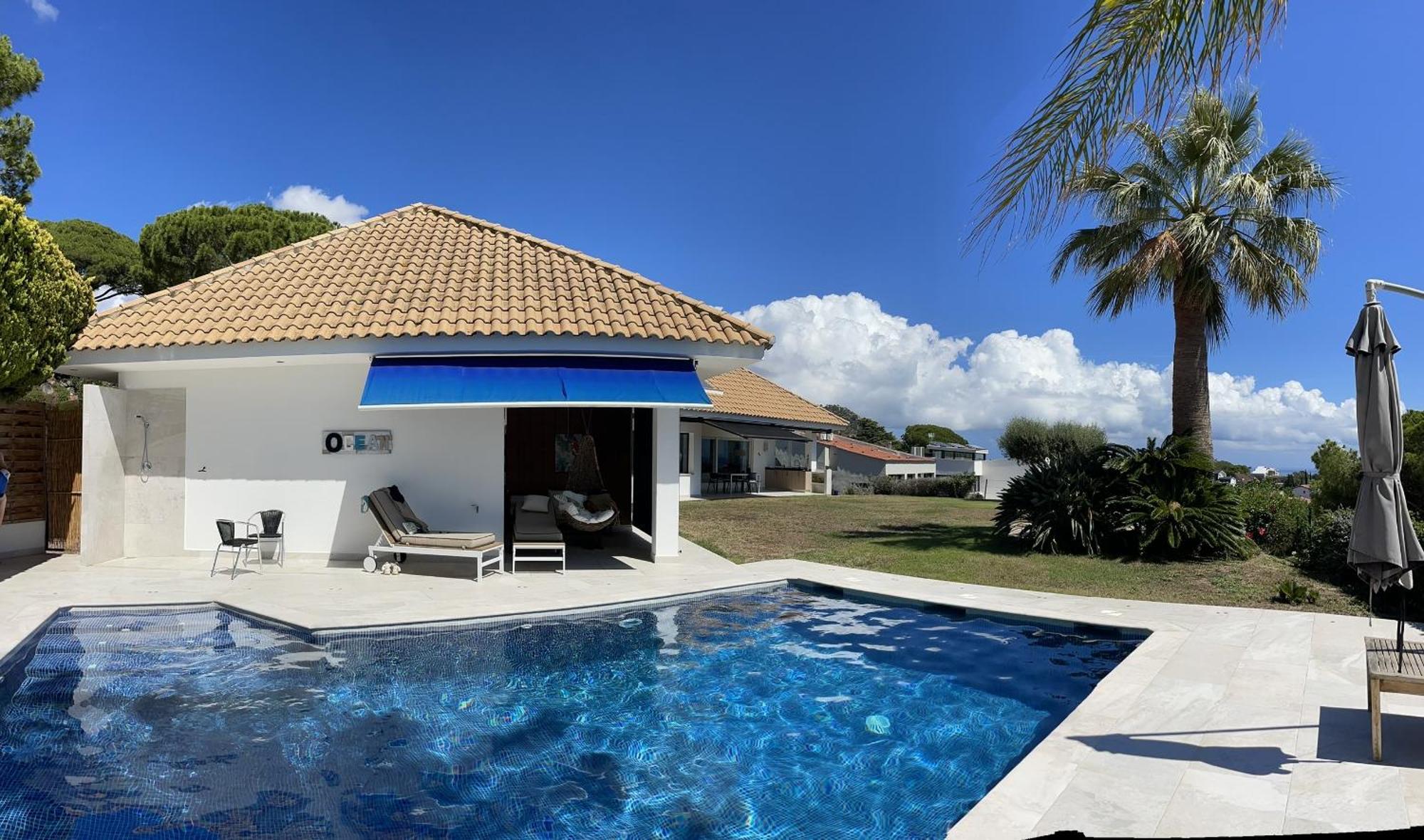 Palm Maresme - Suite With Bathroom And Terrasse With Ocean Views In A Private Villa Vilassar De Dalt Exterior photo